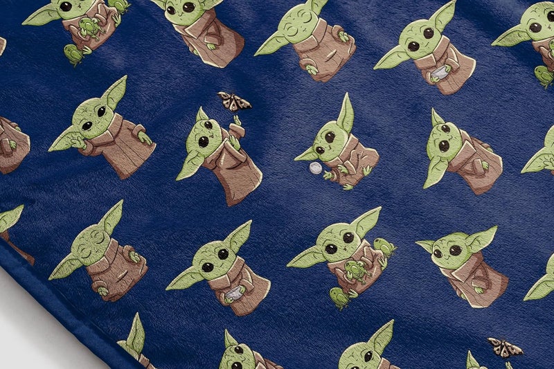Jay Franco بطانية رمي من حرب النجوم: الماندالوريان - مقاس 50 × 60 بوصة - بطانية فleece فائقة النعومة للأطفال تحتوي على بيبي يودا، غروغو - Image 3