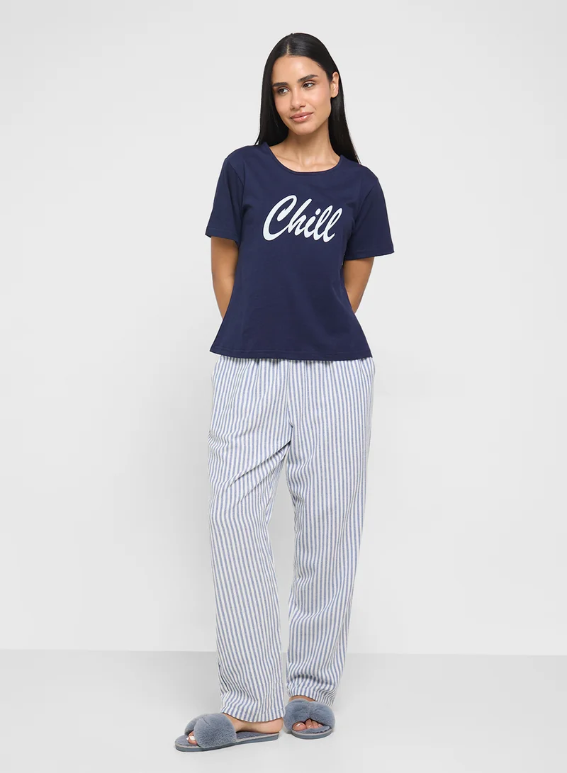جينجر Cotton Graphic T-Shirt & Checkered Pyjama Set