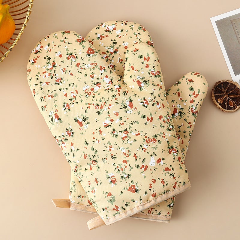 Pastoral Style Thickened Heat Insulation Gloves Oven Baking Polyester Cotton Wear-resistant Microwave Gloves Kitchen Anti-scalding Gloves in Stock Small yellow flower Small yellow flower