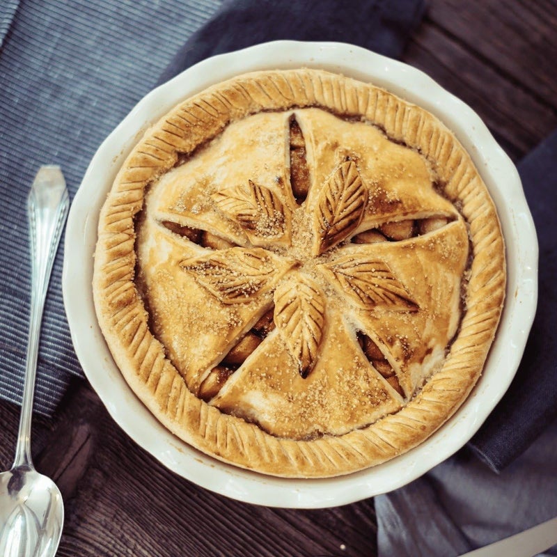 Emile Henry 9" Pie Dish - Modern Classics Collection | Rouge - Image 3