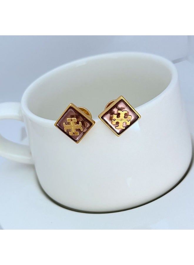 TB Tory Burch Women's Lacquered Raised Logo Stud Earrings - Image 4
