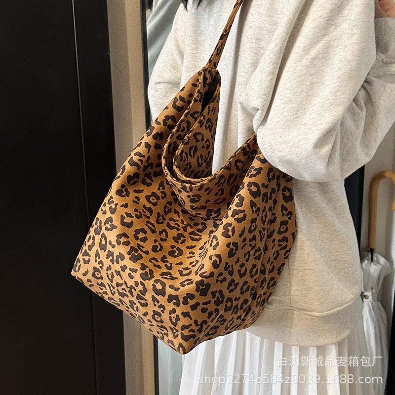 Korean Style Retro Leopard Print Shoulder Bag Women'S 2024 Trendy New Fashion Popular Tote Bag Large Capacity Canvas Bag Trendy - Image 4