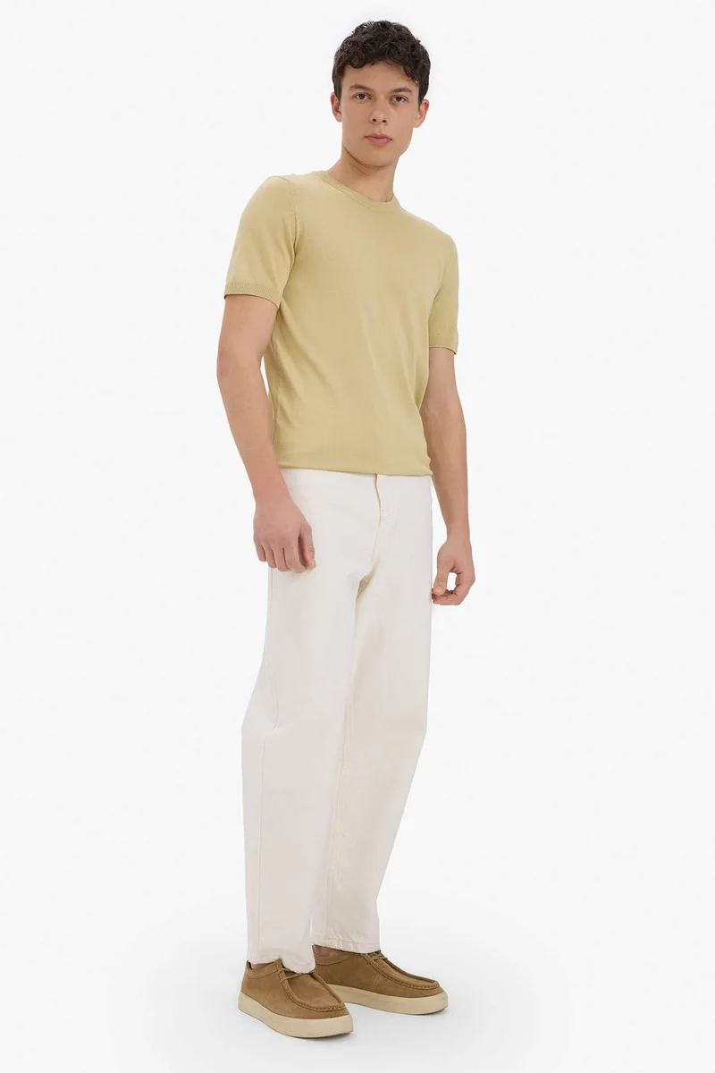 ديفاكتو Standard Fit Crew Neck Knitwear Short Sleeve T-Shirt