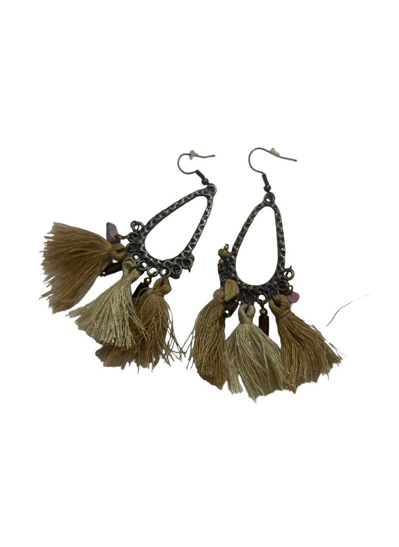 Generic - A distinctive and elegant women's earring accessory - Image 1
