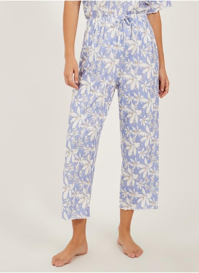 Styli Floral Printed Lettuce Edge Hem T-Shirt and Capri Pyjama Set  - Image 5