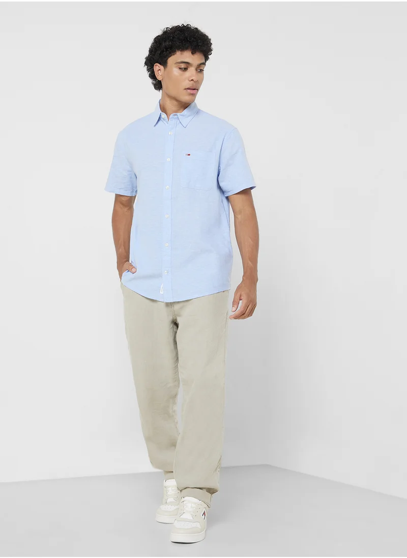 TOMMY JEANS Logo Regular Fit Shirt