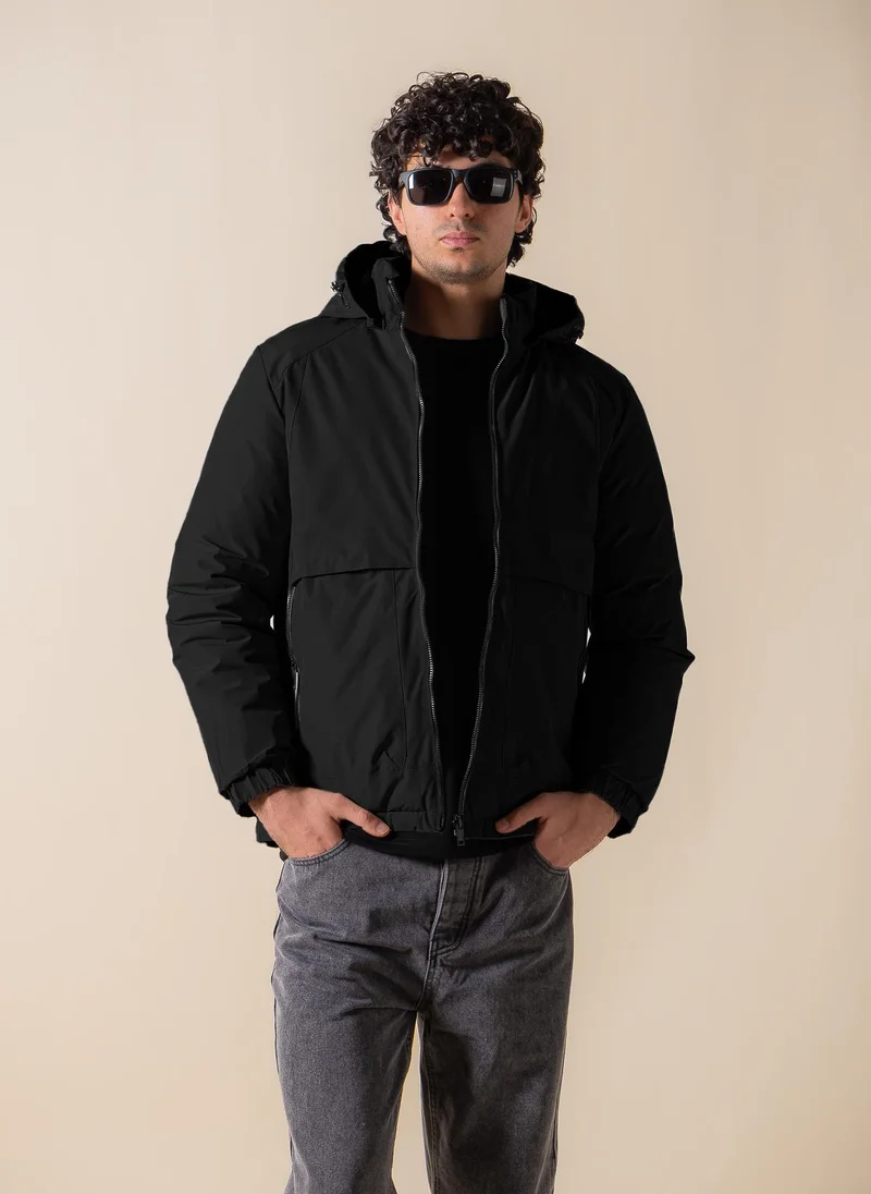 SHAPES DETAILED PUFFER JACKET