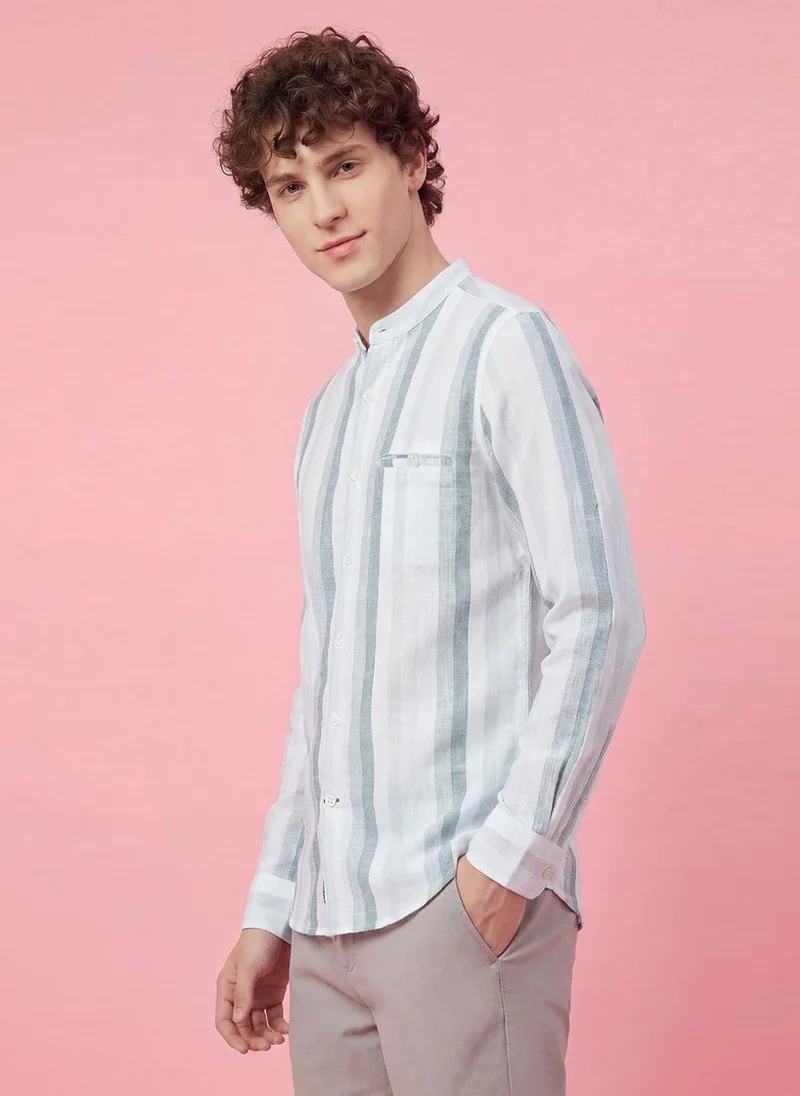 بيينغ هيومان Men Striped Casual Shirt
