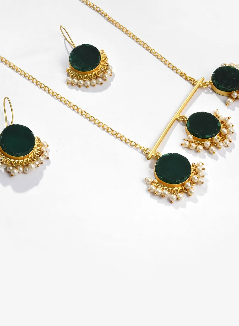 SOHI Green & White Stone-Studded & Beaded Artificial Jewellery Set