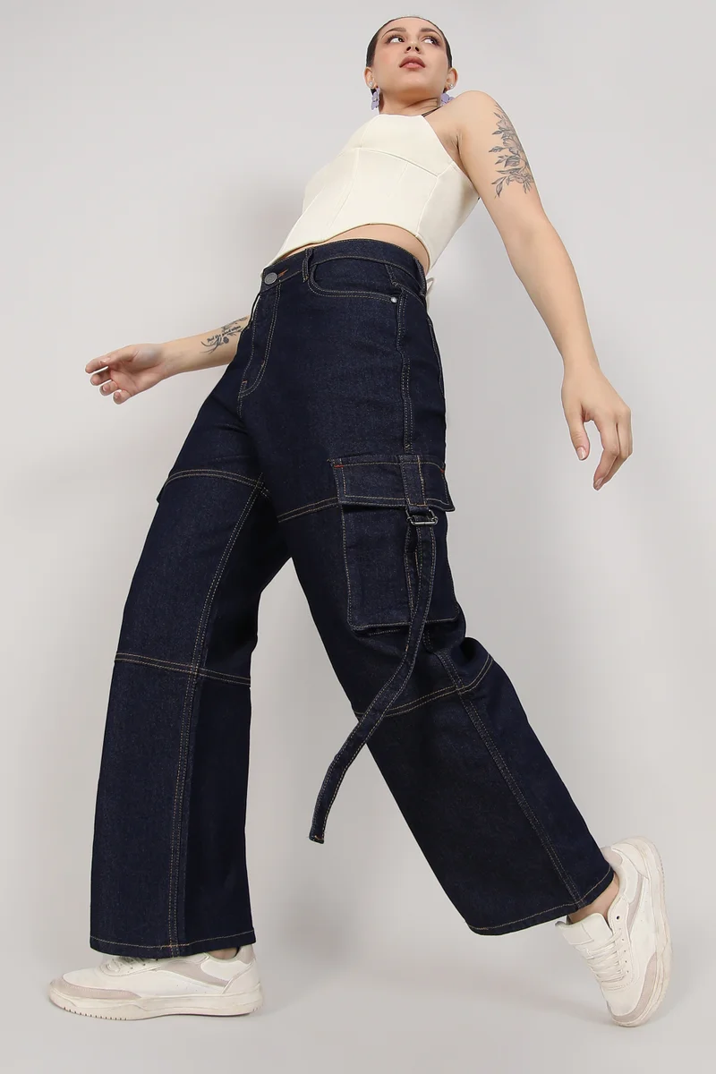 Campus Sutra Women's Dark Blue Straight Fit Cargo Denim Jeans