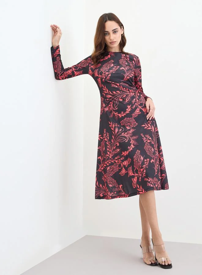 ستايلي فستان ميدي بطبعة زهور