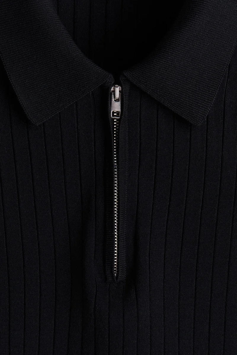 اتش اند ام تي-شيرت بولو بقصة سلِم