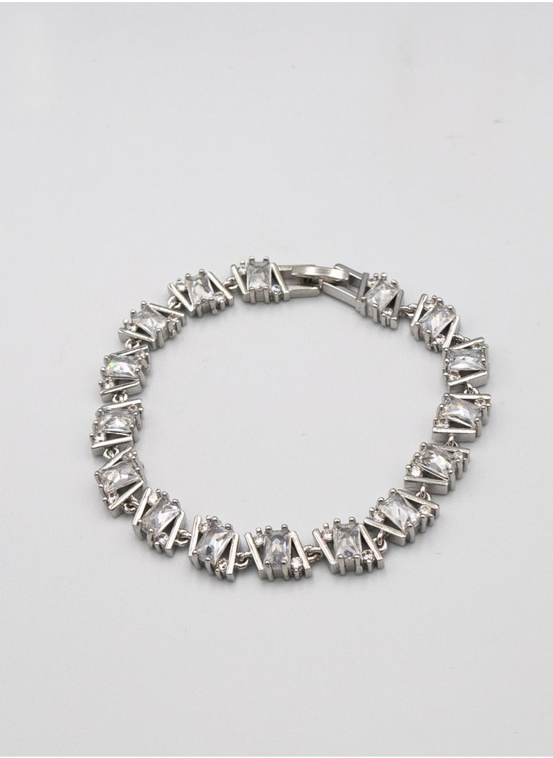 mjuhurat Elegant Silver-Tone Bracelet with Geometric Crystal Accents  - Image 4