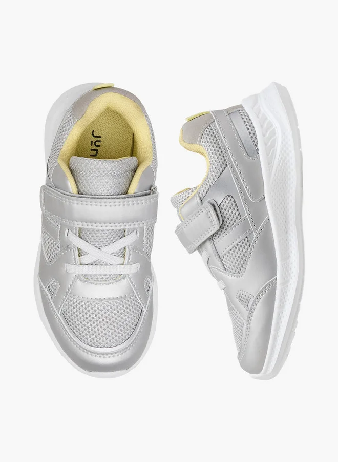 جونيورز Boys Panelled Sneakers with Hook and Loop Closure