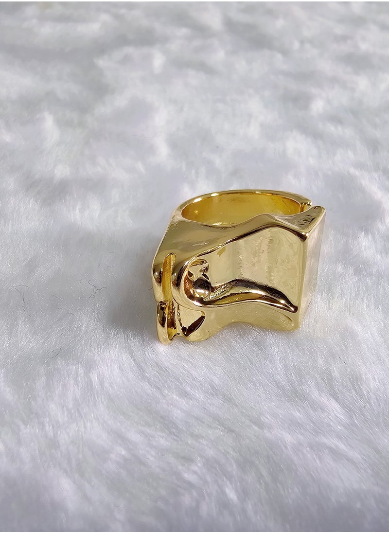 Medieval style unique piece, design retro gold lava texture dune ring female irregular facet open index finger ring