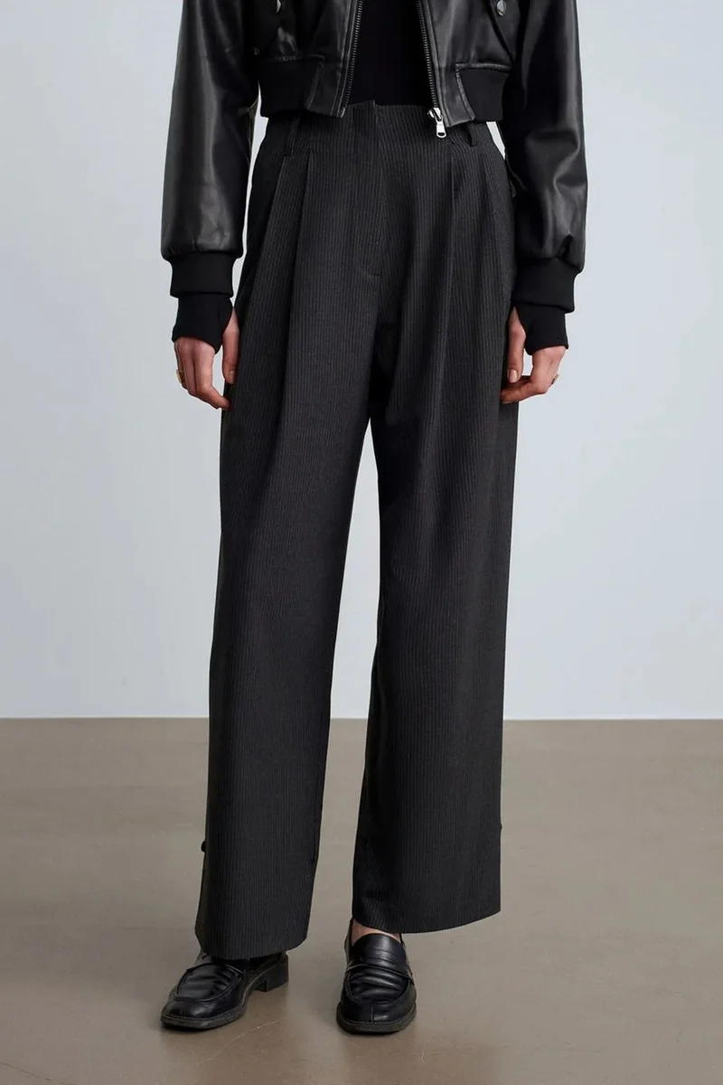 Dilvin Black DILVIN High-Waist Pleated Tailored Trousers for Women | Best Price UAE