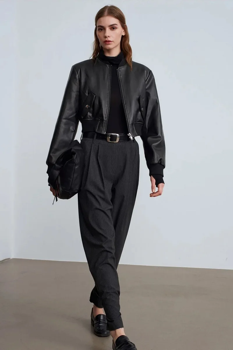 Dilvin Black DILVIN High-Waist Pleated Tailored Trousers for Women | Best Price UAE