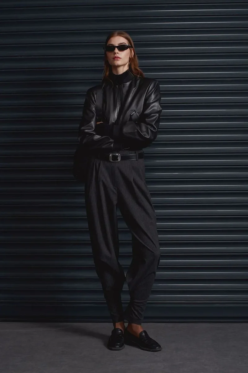 DILVIN High-Waist Pleated Tailored Trousers