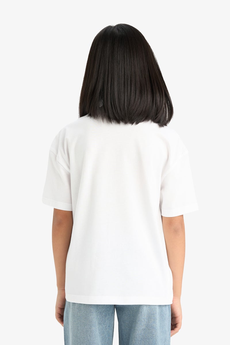 ديفاكتو تي شيرت مريح بأكمام قصيرة للبنات - Image 4