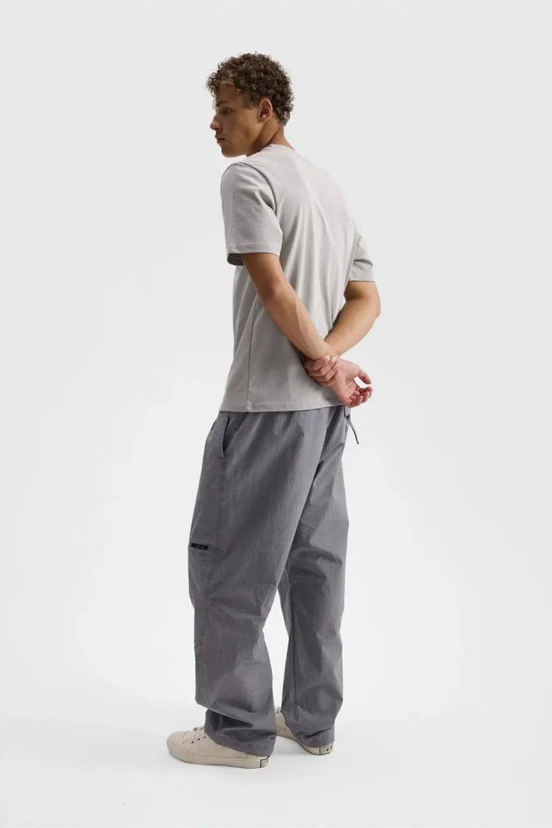 Giesto Light Grey GIESTO Relaxed Fit Logo Print Crew Neck T-Shirt for Men | Best Price UAE