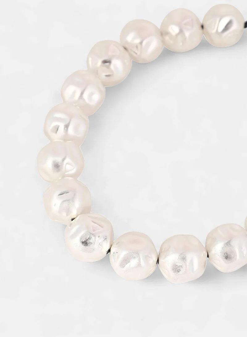 SOHI Dented-Ball Collar Artificial Necklace Jewellery