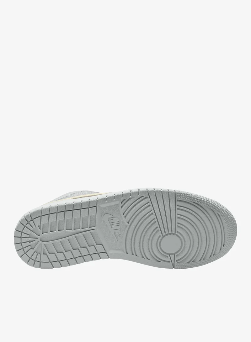 Jordan OFF WHITE/NEUTRAL GREY-SOFT PEARL Air Jordan 1 Low Se for Men | Best Price UAE
