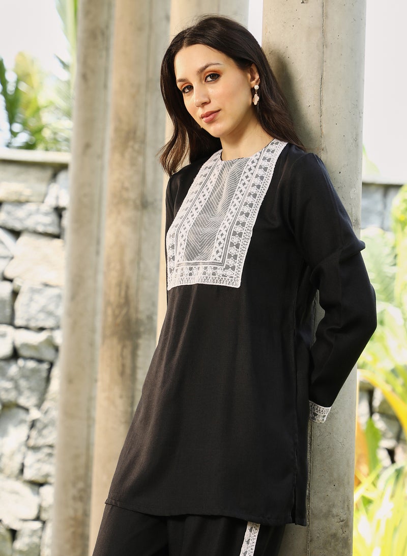 QISSA Qissa Women's Onyx Black Schiffli-Block Kurta Set For Casual Wear | Round Neck | Long Regular Sleeves | 2 Piece Kurta Set Designed With Comfort Fit For Everyday Ethnic Wear  - Image 3