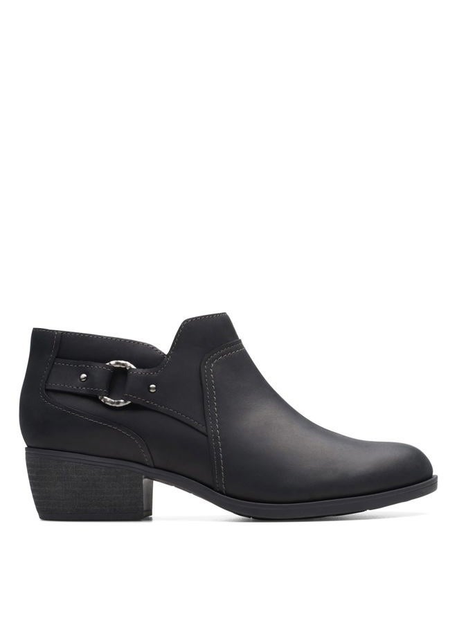 clarks Women's Charlten Grace Ankle Boot, Black Oily, 38 EU - Image 2