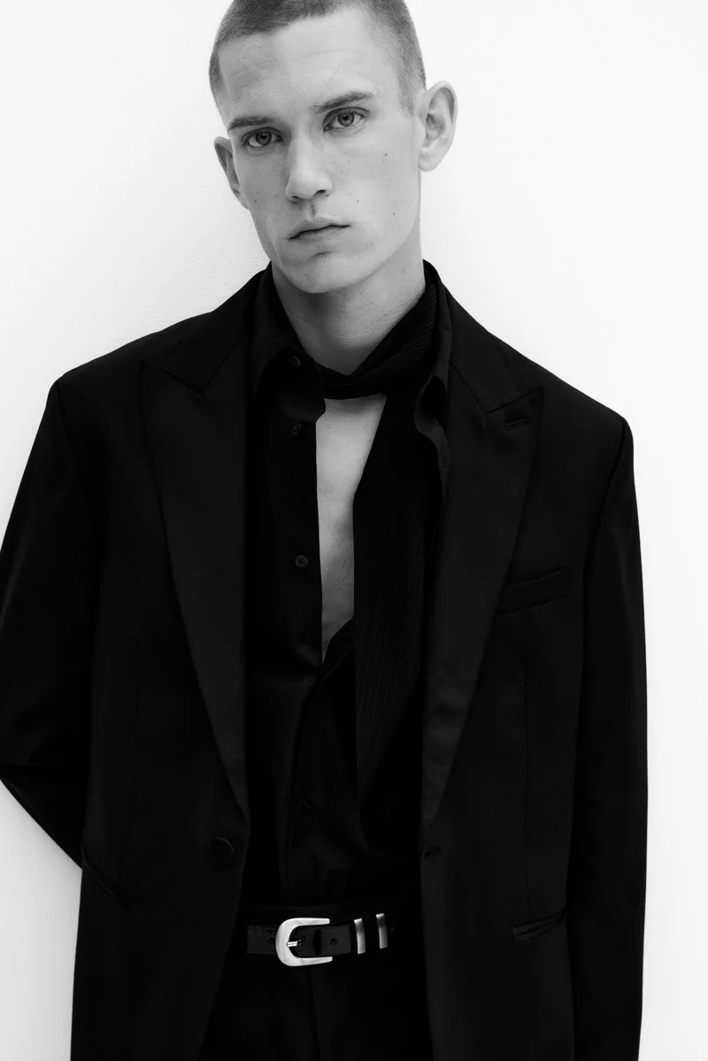 H&M Slim Fit Wool-blend tuxedo jacket