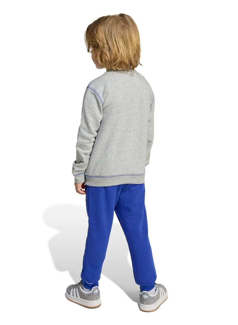 adidas Originals Essential Tracksuit Set