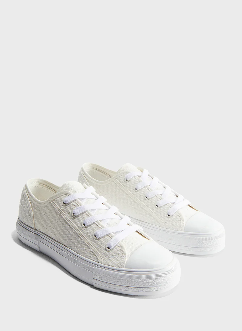 اتش اند ام Canvas Trainers