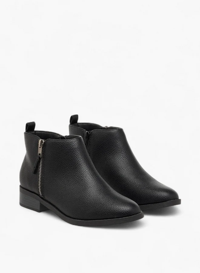 فلورا بيلا من شو إكسبرس Solid Ankle Boots with Zip Closure