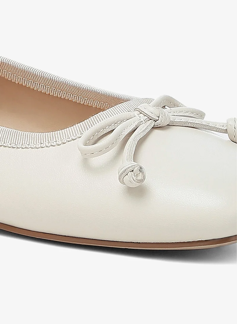 London Rag Square-Toe Bow Ballerinas in Beige