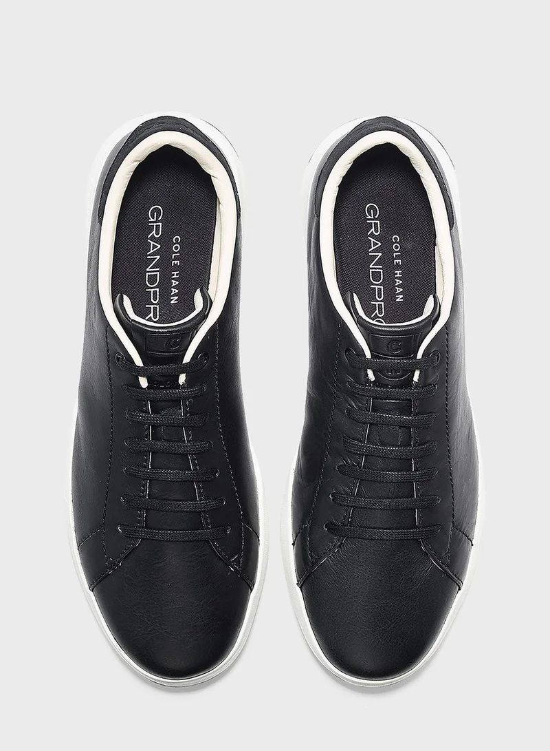 COLE HAAN Casual Low Top Sneakers