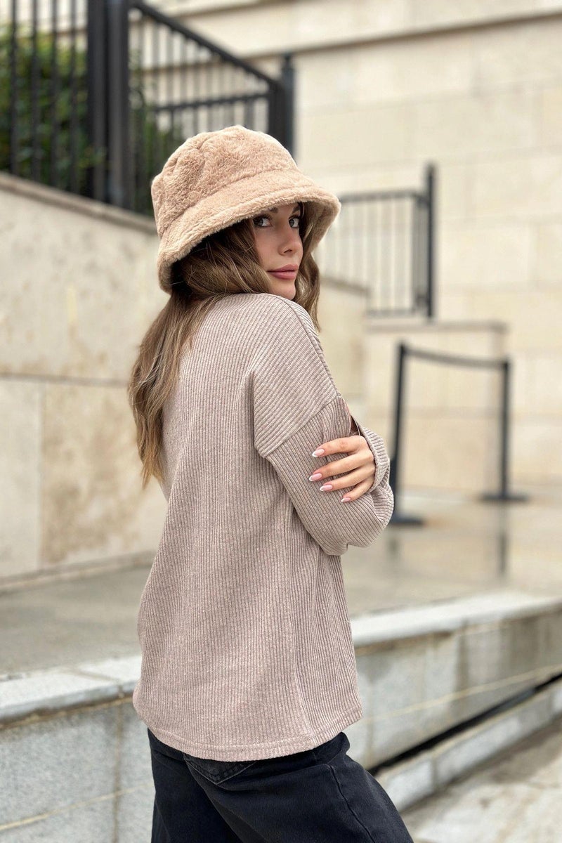 Weshaya سويت شيرت نسائي من المنك - Image 4