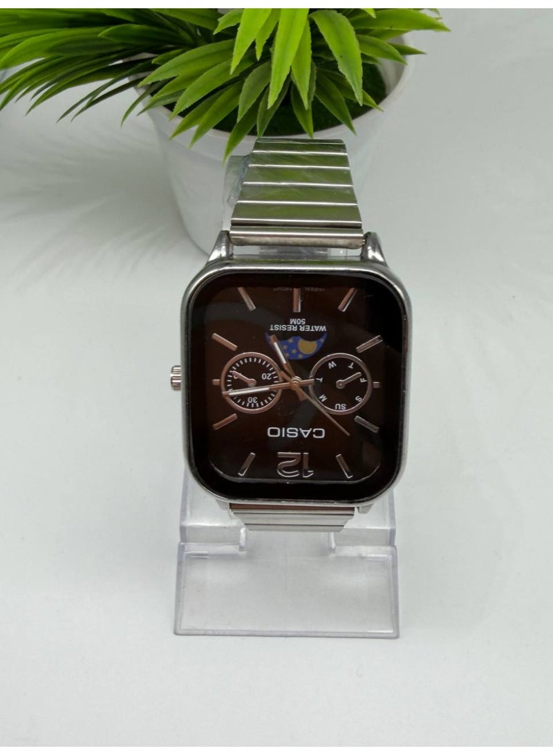 كاسيو ساعة كاسيو أنالوج مربعة للرجال/للجنسين - مينا أسود، سوار من الفولاذ المقاوم للصدأ، عرض طور القمر واليوم والتاريخ (50 متر WR) - Image 2