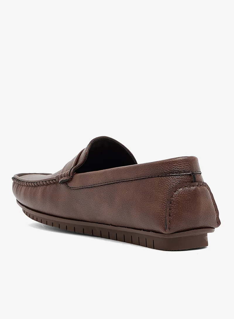 روبرت وود لوفرز كاجوال بتفاصيل شراشيب مخيطة يدوياً