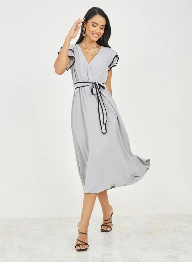 ستايلي Contrast Trim Ruffle Sleeves Self Tie Up A-Line Midi Dress