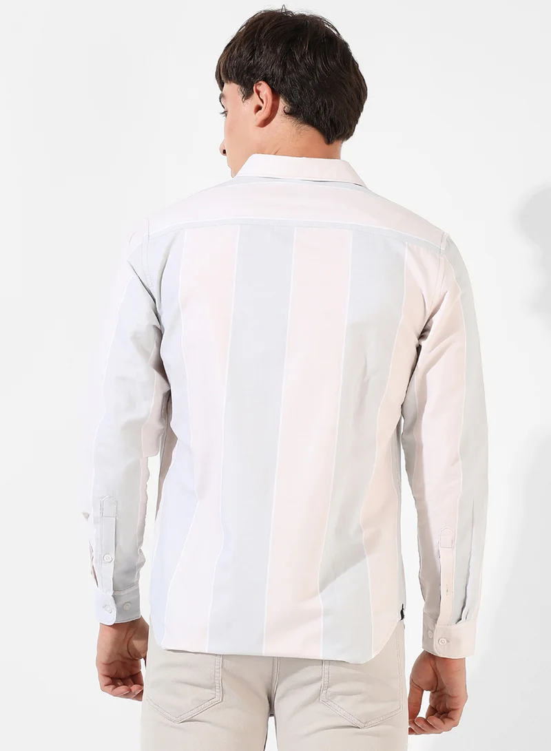Campus Sutra Men's White And Blue Striped Regular Fit Casual Shirt
