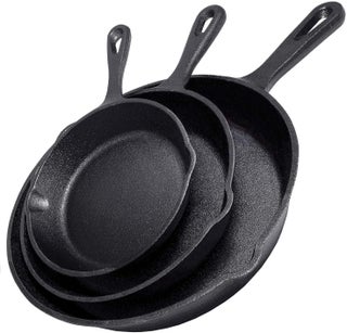Simple Chef Cast Iron Skillet 3Piece Set  HeavyDuty Professional Restaurant Chef Quality PreSeasoned Pan Cookware Set  10 8 6 Pans  For Frying Saute Cooking Pizza  MoreBlack - pzsku/ZA8457516D4F732329539Z/45/1749490306/922a17be-5a84-4bc0-8899-22bd5082339d