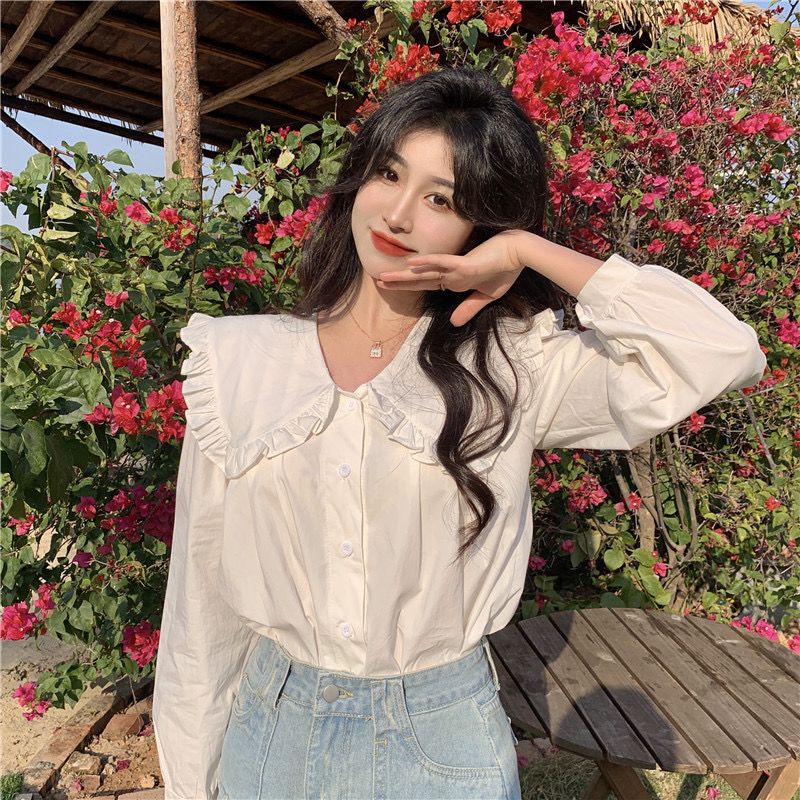 2023 spring new Korean style loose French style niche design sense niche doll collar shirt top for women all-matching White