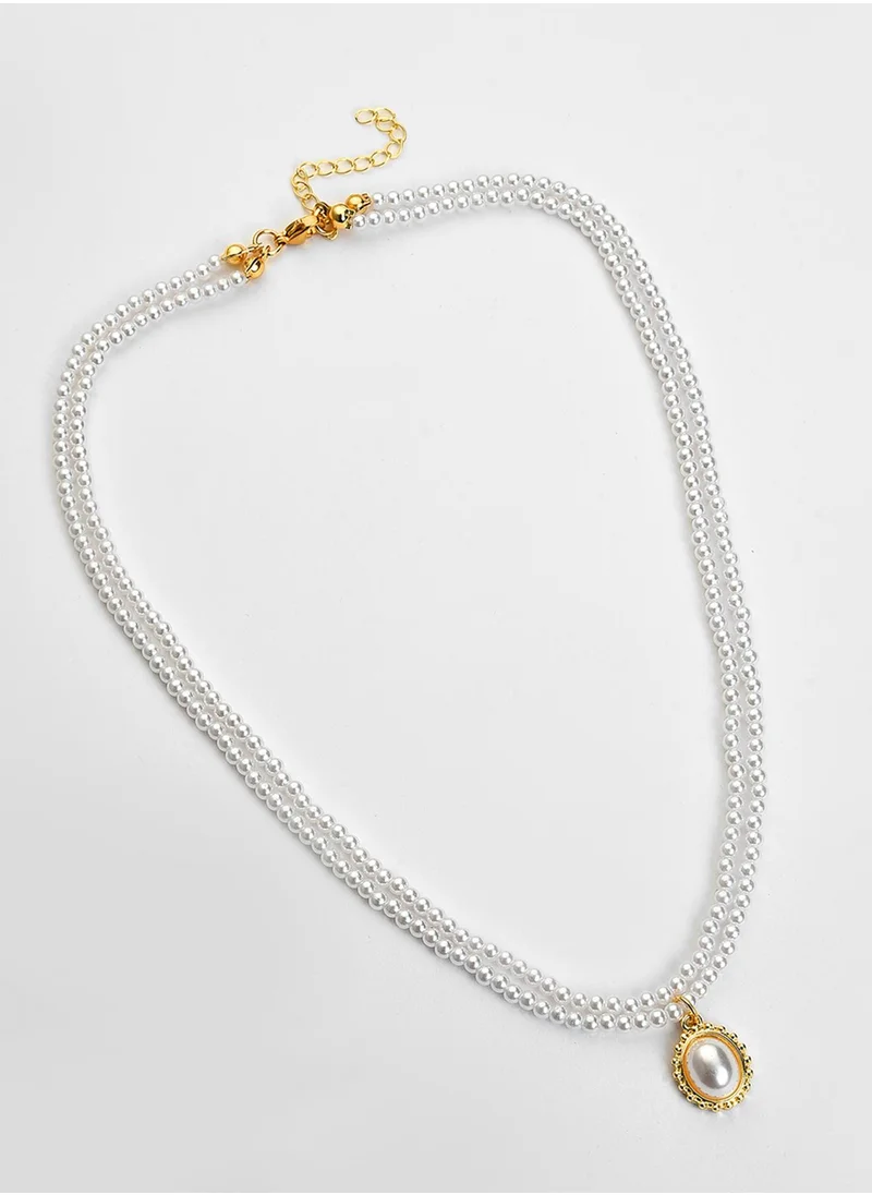 SOHI White Contemporary  Necklace