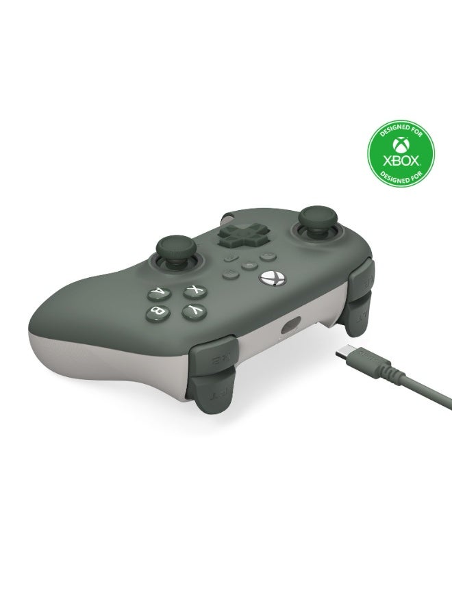 8بت دو وحدة تحكم سلكية 8BitDo Ultimate C لأجهزة Xbox مزودة بعصا تحكم ومحفزات تعمل بتقنية Hall Effect، وحلقة إضاءة RGB، متوافقة مع Xbox Series X|S وXbox One وWindows 10/11 - مرخصة رسميًا (أخضر داكن) - Image 2