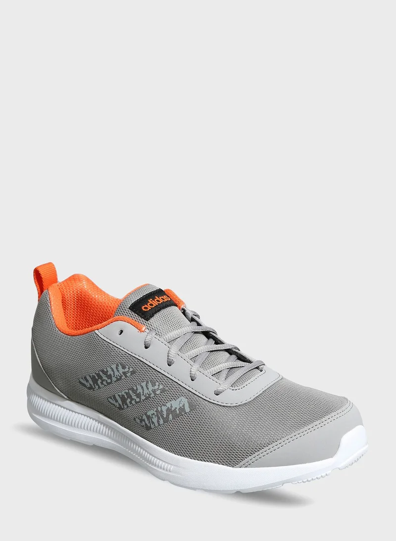 adidas رئيس الشارع