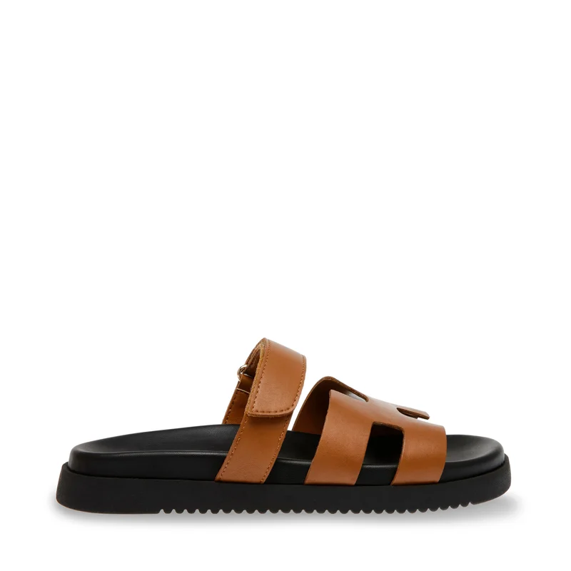 STEVE MADDEN Mayven Camel Flat Sandals