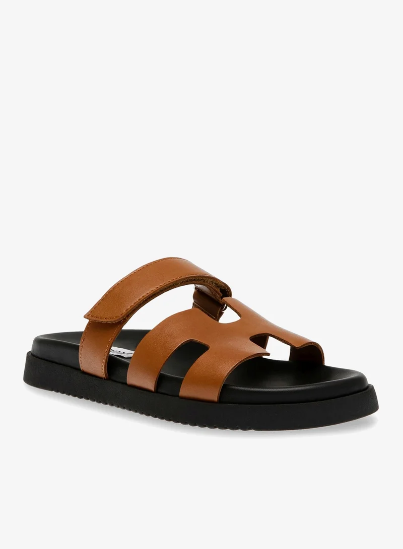 STEVE MADDEN Mayven Camel Flat Sandals
