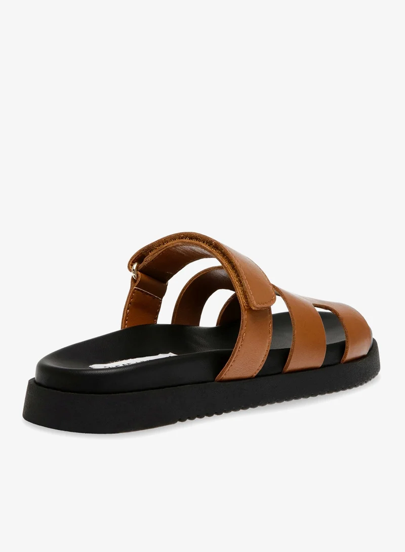 STEVE MADDEN  Mayven Camel Flat Sandals for Women | Best Price UAE