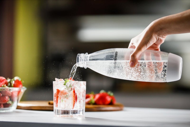 Sodastream 1l Carbonating Bottles- Black (Twin Pack) - Image 3