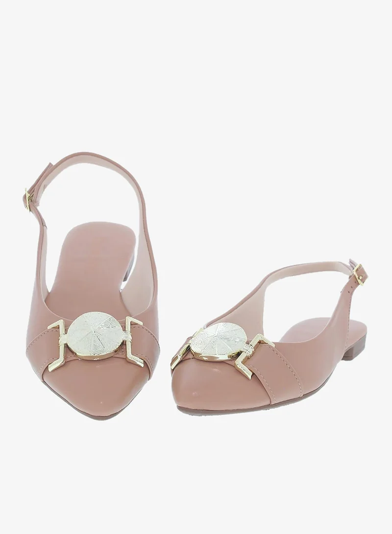 Beira Rio Nude Beira Rio Women’s Flat Sandals with Back Strap – Secure Fit and Lightweight Daily Wear for Women | Best Price UAE