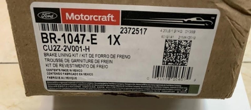 Motorcraft Genuine Front Brake Pad Set for Ford Escape, Explorer, Taurus, Lincoln MKS, MKT - Image 2